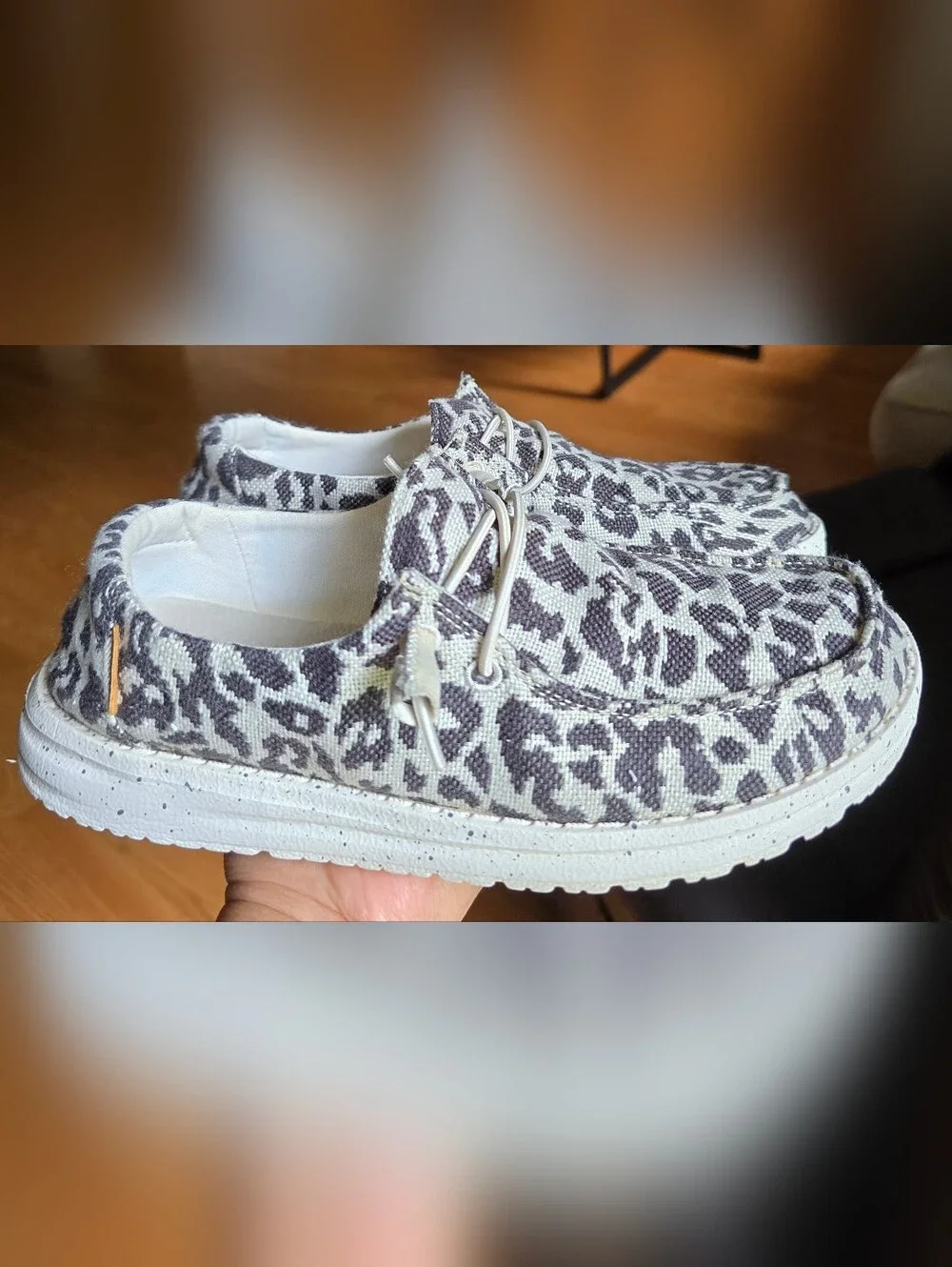Sz 6 Big Girl's HEY DUDE WENDY CHEETAH GREY Casual Shoes